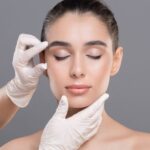 Όλα όσα πρέπει να γνωρίζεις για το lifting προσώπου