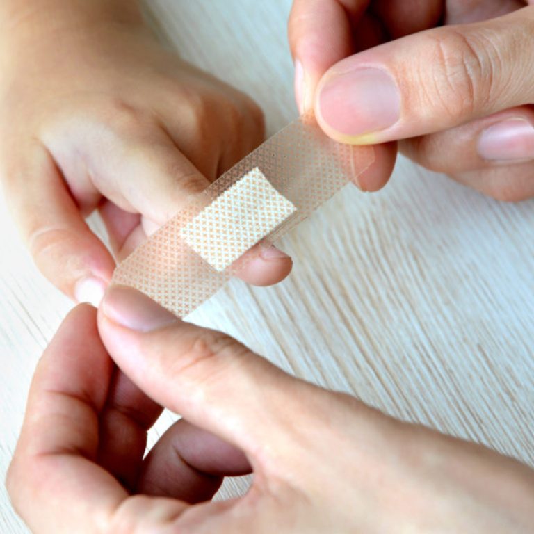 Πρώτες Bοήθειες: Θλαστικά τραύματα & εγκαύματα